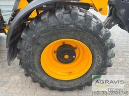 JCB TM 320 AGRI
