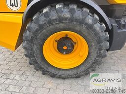 JCB TM 320 AGRI