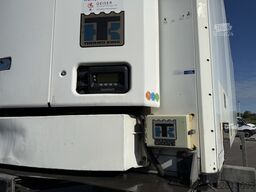 Schmitz Cargobull Wechselbehälter Thermo King SLX / Swiss-Vehicle