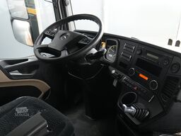 Mercedes-Benz Actros 2645 6x2 tractor unit