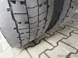 Scania R420 Montagekran Fassi 135 bis 23 Meter