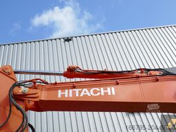 Hitachi ZX300LC-6