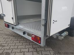 trailershop großer Lebensmittel Kühlanhänger Aluwanne mit Seitentür 230V Arktik 2000 Kühlung
