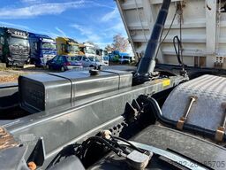 MERCEDES-BENZ Arocs 2651 TurboRetarderKuppl.*Bordmatik*Meiller