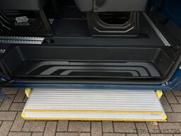 MERCEDES-BENZ Sprinter 315 Cdi Tourer 9Sitz Behindertengerecht