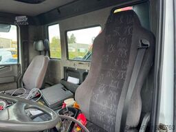 IVECO Cursor 270 4x4 Palfinger PK14002-4 2018