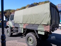 MERCEDES-BENZ Unimog MIL 2 To U 1300L  Mit Plane & Sprigel