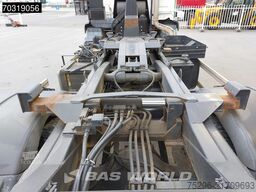 MAN TGA 18.310 4X2 14 tons hooklift steelsuspension...