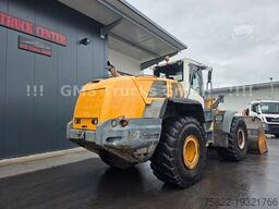 LIEBHERR L 576 2+2 / German / Waage / Klima / ZSA