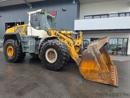 LIEBHERR L 576 2+2 / German / Waage / Klima / ZSA