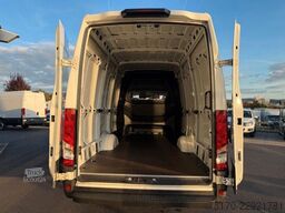 Iveco Daily 35S14H CRV , Crewcab, 7-Sitze, Klima