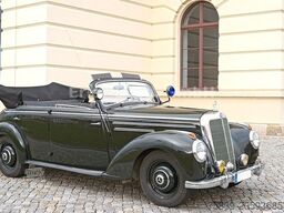 MERCEDES-BENZ 220 OTP, W 187, Offener Tourenwagen Polizei, 2 +
