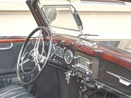 MERCEDES-BENZ 220 OTP, W 187, Offener Tourenwagen Polizei, 2 +