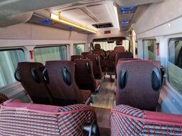 2 x Opel Movano, 3 x Fiat Ducato 18 Sitzer Jumpe