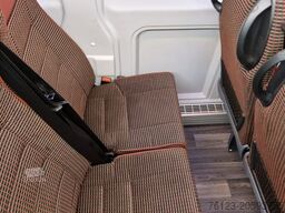 2 x Opel Movano, 3 x Fiat Ducato 18 Sitzer Jumpe