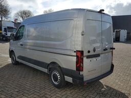 Renault Master 170.35 L2H2 - V-55-LKG - GESLOTEN GRIJS ...