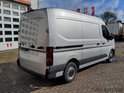 Renault Master 170.35 L2H2 - V-55-LKG - GESLOTEN GRIJS ...