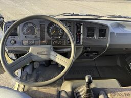 NISSAN L56 Dreiseitenkipper Original 54000 km