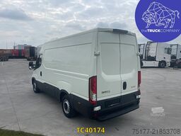 Iveco Daily 35S14V12