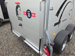 Cheval Liberté Touring Country 2,6t blue Sattelschrank