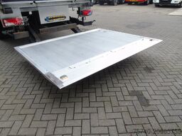 Scania P230 + CARRIER + 150.693KM!! + LIFT + EURO 5