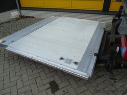 Scania P230 + CARRIER + 150.693KM!! + LIFT + EURO 5