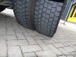 Scania P230 + CARRIER + 150.693KM!! + LIFT + EURO 5