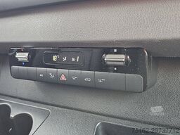 MERCEDES-BENZ SPRINTER 316 9-pers rolstoel E6