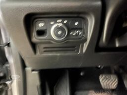 Mercedes-Benz T 180 d 7Gtr RfKam MBUX Totwi CarPlay