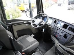 MAN TGX 26.400 / NEW IGLOOCAR refrigerator