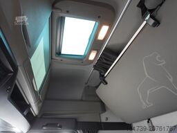 MAN TGX 26.470 / 2022 / Krone Refrigerator 4