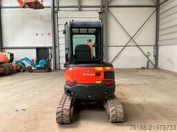 Kubota U 27-4