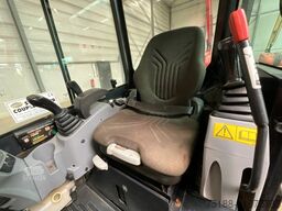 Kubota U 27-4