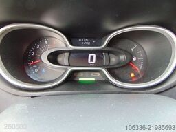 RENAULT Trafic 2.0 dCi 145 L2 AHK-Bott-Klima-Navi-Kamera