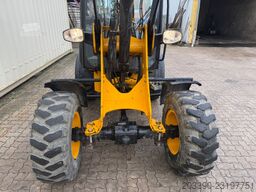 JCB 407 / 2018 BJ / 1.949 H / Klappschaufel