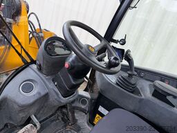 JCB 407 / 2018 BJ / 1.949 H / Klappschaufel