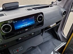 MERCEDES-BENZ 30 Sitzer Schul- Transferbus 519 Lagerfahrzeug