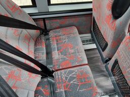MERCEDES-BENZ 30 Sitzer Schul- Transferbus 519 Lagerfahrzeug