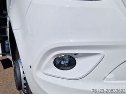 MERCEDES-BENZ 30 Sitzer Schul- Transferbus 519 Lagerfahrzeug