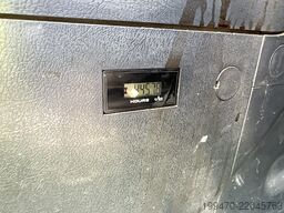 Hyundai HX520AL