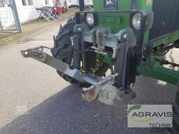 John Deere 2250