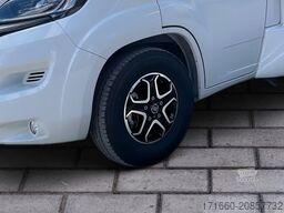 BÜRSTNER Lyseo TD 594