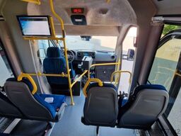 MERCEDES-BENZ Heckniederflur Sprinter 517 / 4 er Bestuhlung