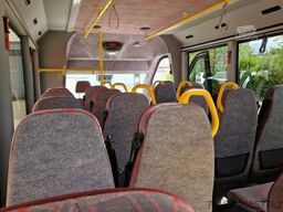 MERCEDES-BENZ Heckniederflur Sprinter 517 / 4 er Bestuhlung