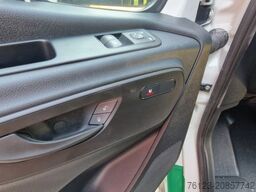 MERCEDES-BENZ Heckniederflur Sprinter 517 / 4 er Bestuhlung