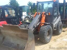 HITACHI ZW 95  6V