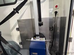 VOLKSWAGEN T5 Transporter*RTW KOFFER*LIEGE*TRAGESTUHL*3.25T