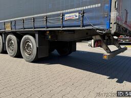 Schmitz Cargobull SCB*S3T / Disk brakes / Huckepack