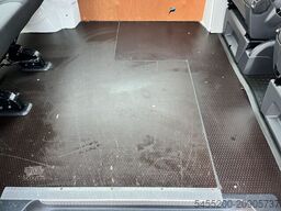 VW Transporter Kombi 2.0 TDI L1H1 150pk Automaat D...