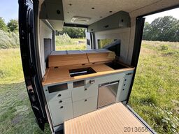 Mercedes-Benz Sprinter 319
